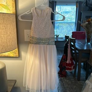 Beautiful dress, my granddaughter wore for a father’s daughter dance